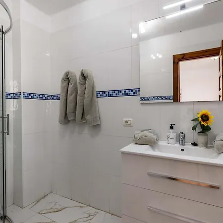 Parque Santiago Iii 235 - Four Bed 别墅